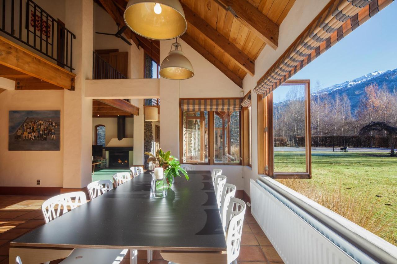 Wharenui Holiday Home By Majordomo Arrowtown Szoba fotó